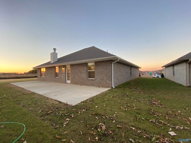 Building Photo - 158 Abercorn Dr