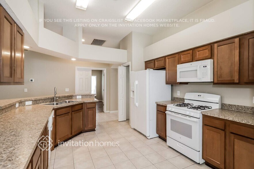 Building Photo - 1447 Baythorn Dr
