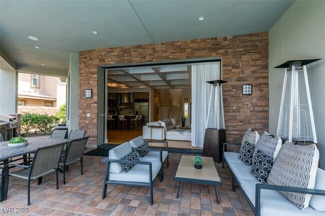 Building Photo - 483 Toucan Ridge Ct