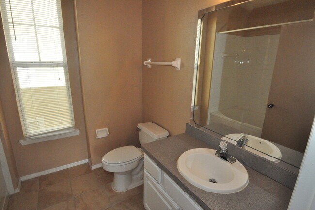 Building Photo - LONGWOOD: Gated Sabal Point Community- 2nd...