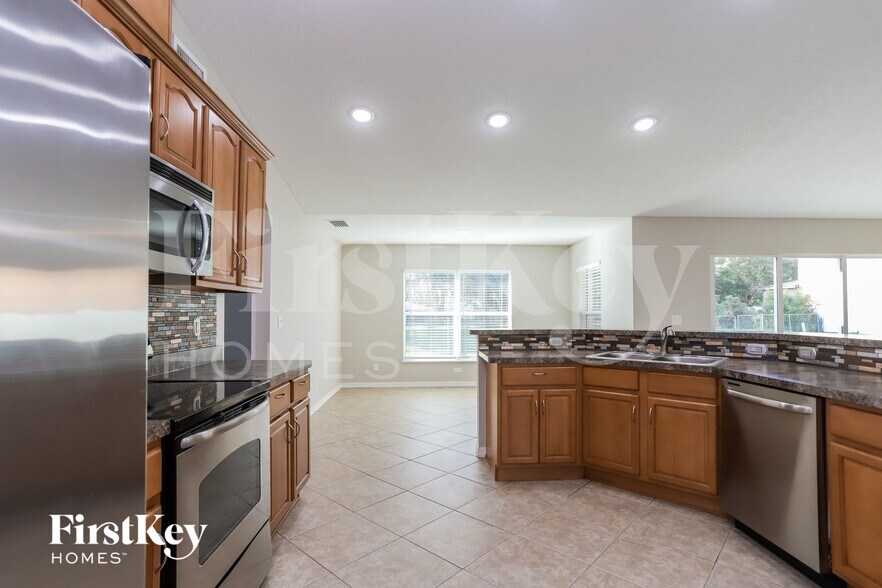 Building Photo - 1860 Kim Acres Ln