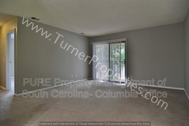 Building Photo - 411 Old Manor Rd