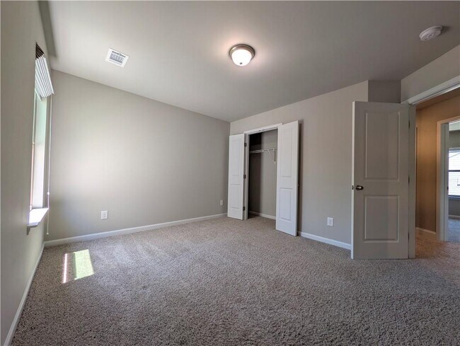 Building Photo - 3660 Salvia Dr