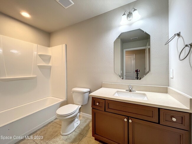 Building Photo - 3737 Chambers Ln