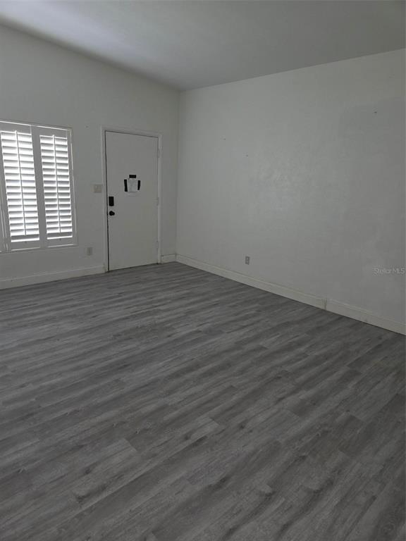Building Photo - 944 Kensington Dr