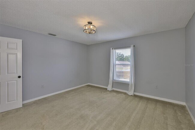 Building Photo - 11438 Ivy Flower Loop
