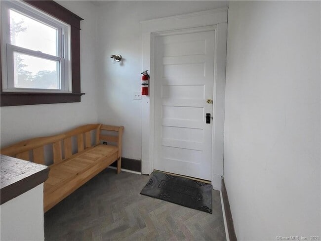 Building Photo - 805 Edgewood Ave