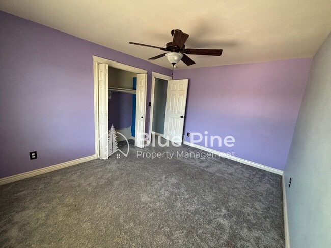 Building Photo - 4333 High Desert Dr