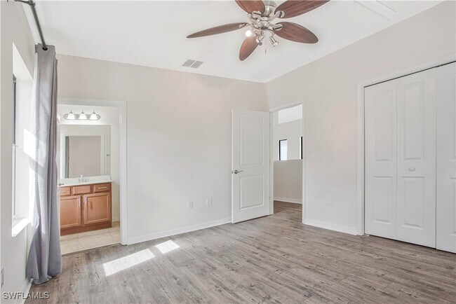 Building Photo - 1292 Kendari Terrace