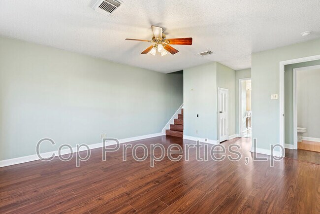 Building Photo - 18607 Redriver Trail