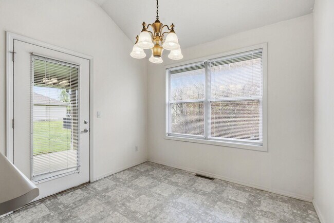 Building Photo - 3917 N 15th St