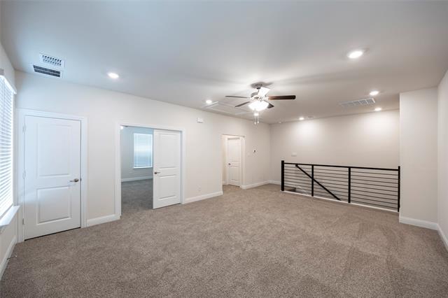 Building Photo - 1530 Lake District Dr