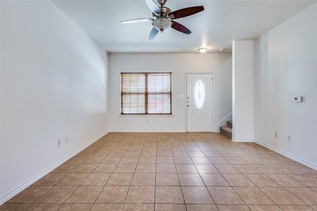 Building Photo - 1001 E College St