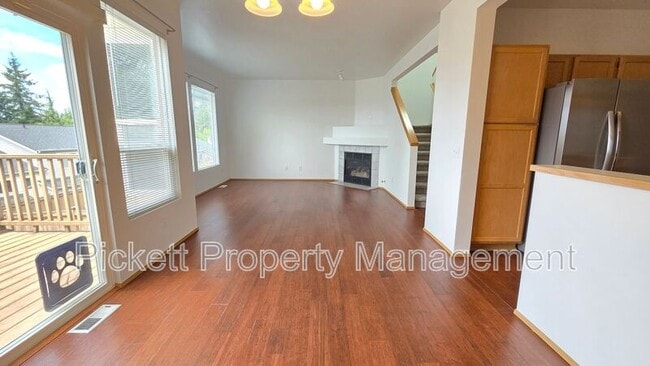 Building Photo - 11615 Breckenridge Ln NW