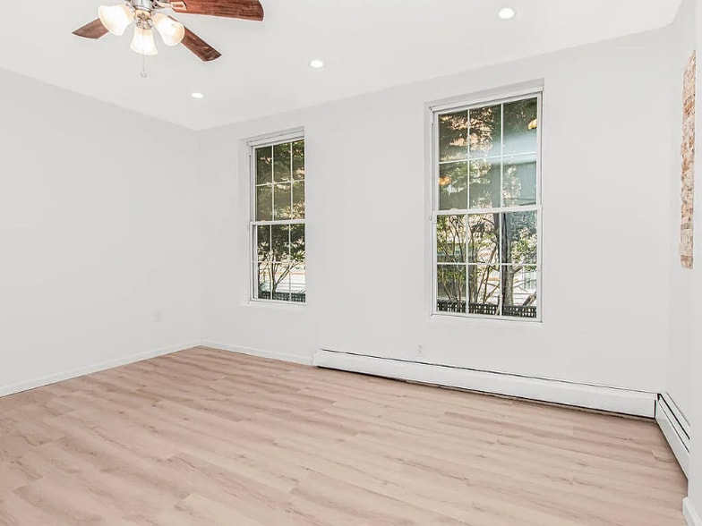 Building Photo - 507 Weiher Ct