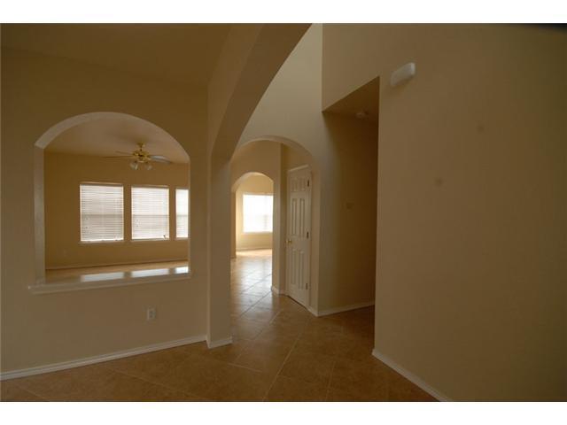 Building Photo - Spacious 4 bedroom in Wildhorse Creek