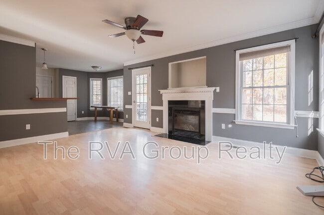 Building Photo - 79 River Run Ln