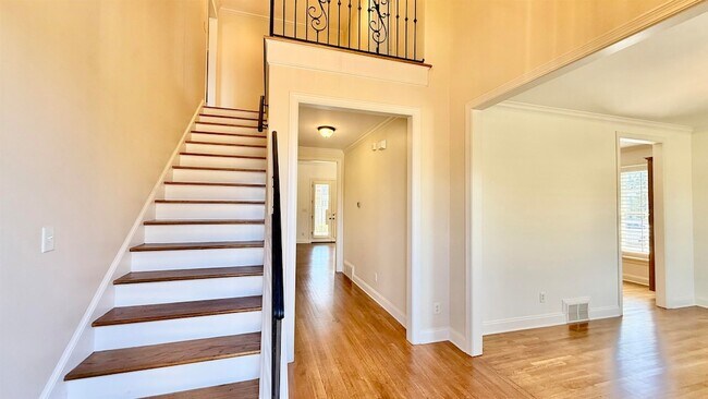 Building Photo - 9008 Arden Meadows Dr