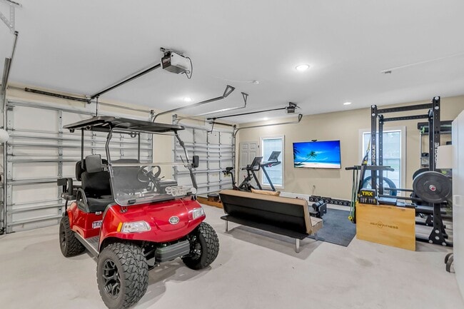 Building Photo - 5049 Spaniel Dr