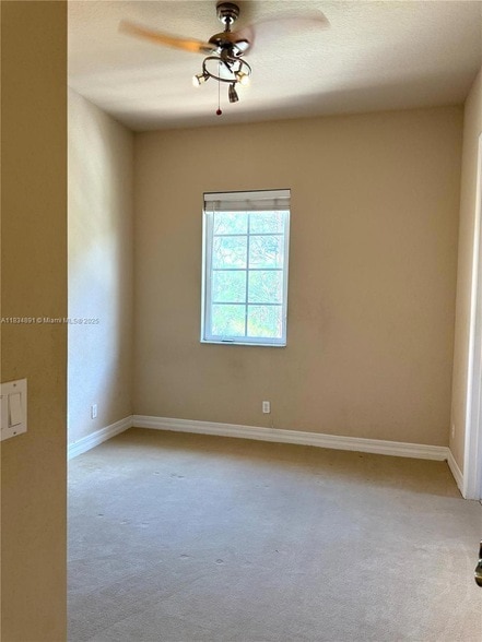 Building Photo - 131 Ennis Ln