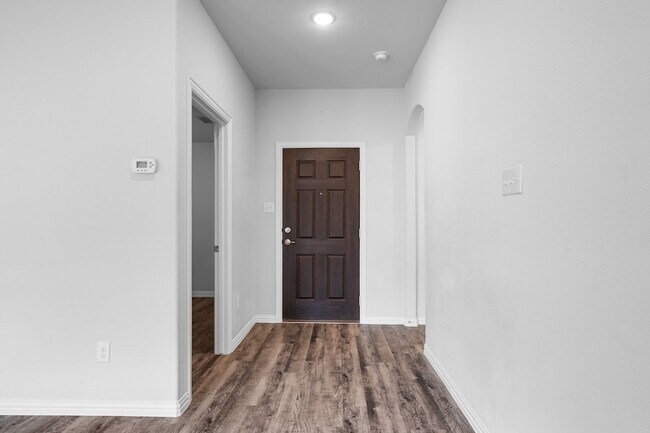 Building Photo - 109 Columbia St