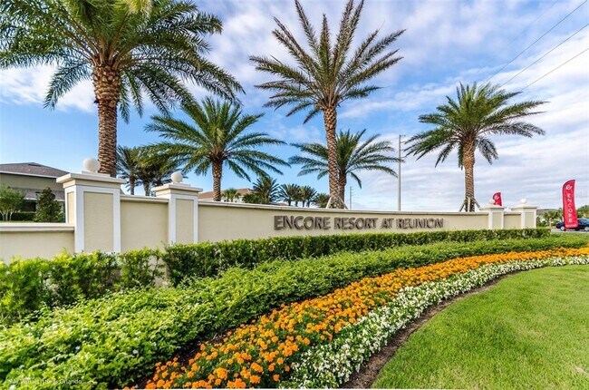 Building Photo - 284 Southfield St