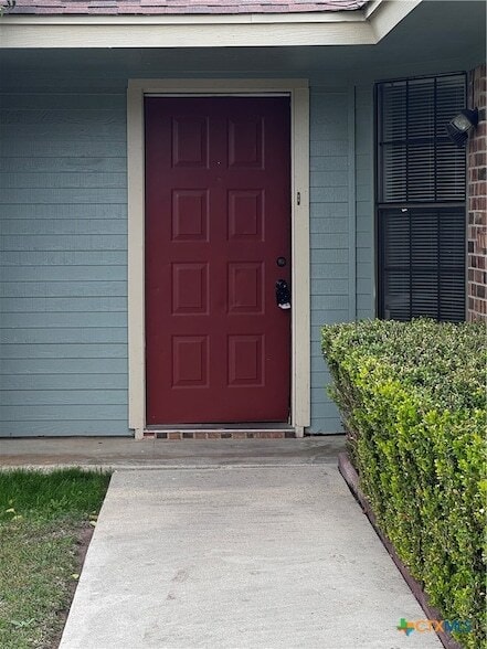 Building Photo - 4505 River Oaks Dr