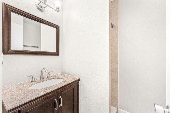 Building Photo - 406 N Neptune Dr