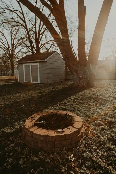 Building Photo - 7636 Conser