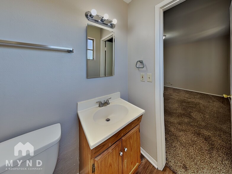 Building Photo - 3117 W Aster Dr