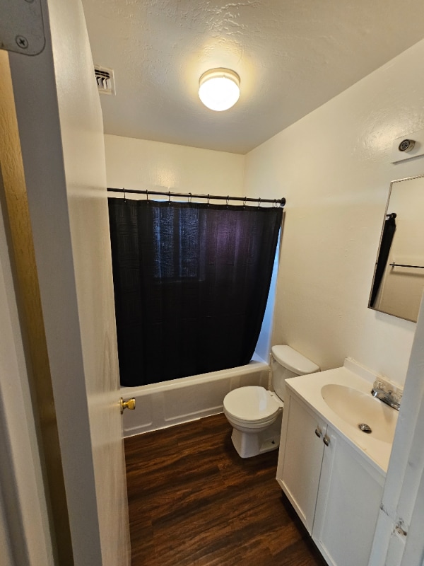 Building Photo - 2512 Butte St