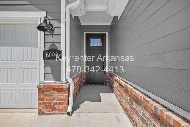Building Photo - Live New in Bentonville | 3BR Beauty with Backyard