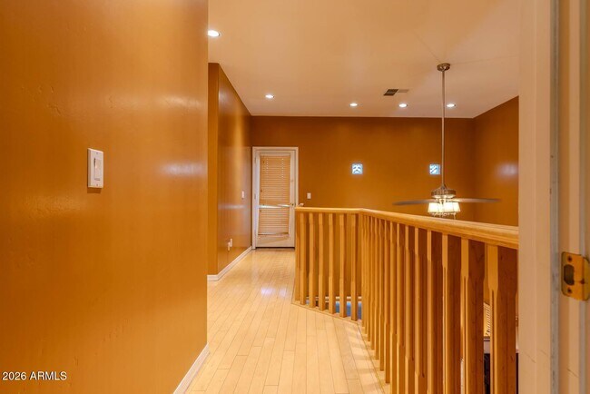 Building Photo - 18425 N 14th St