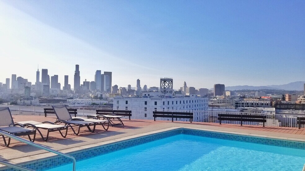 Building Photo - 1855 Industrial St