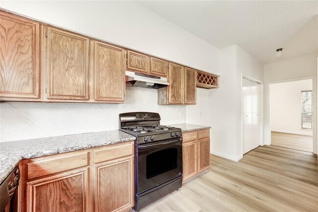 Building Photo - 2338 Bent River Dr