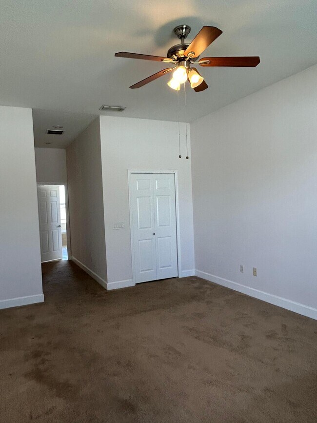 Building Photo - 1573 SW Merchant Ln