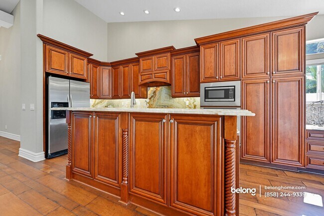Building Photo - 4911 Amador Dr
