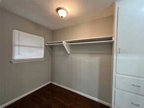 Building Photo - 8807 Timberside Dr