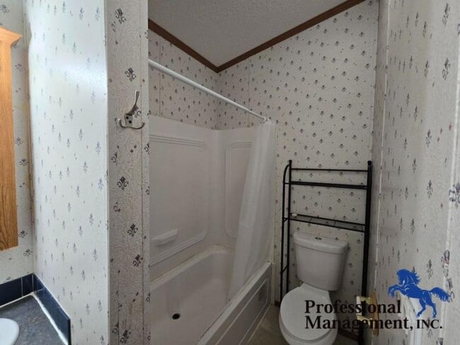 Building Photo - 2 bedroom in Billings MT 59105