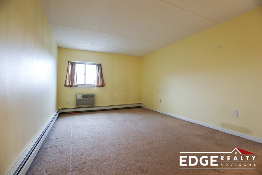 Building Photo - 18 Ellery St