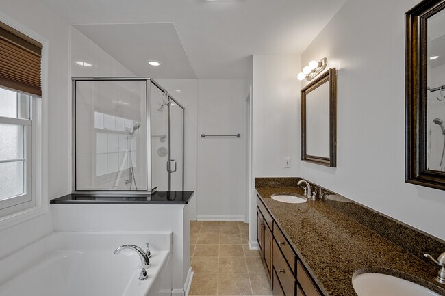 Building Photo - 13209 Sir Scott Dr