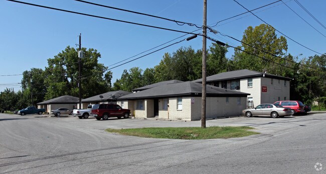 Primary Photo - Tri-Scope Apartments