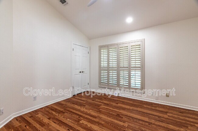 Building Photo - 2643 Inwood Briar