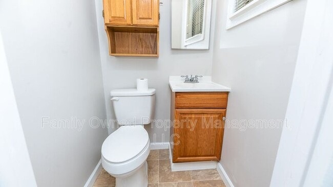 Building Photo - 214 New Grade Rd