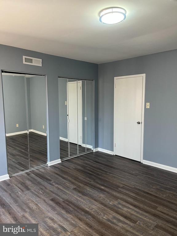 Building Photo - 10100 Campus Way S