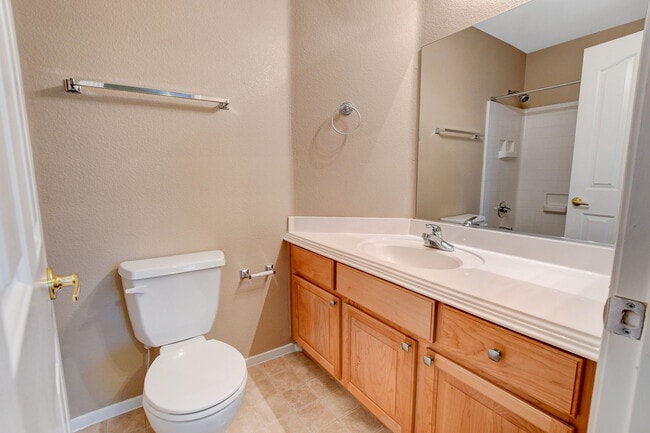 Building Photo - 6733 Lookout Lodge Ln