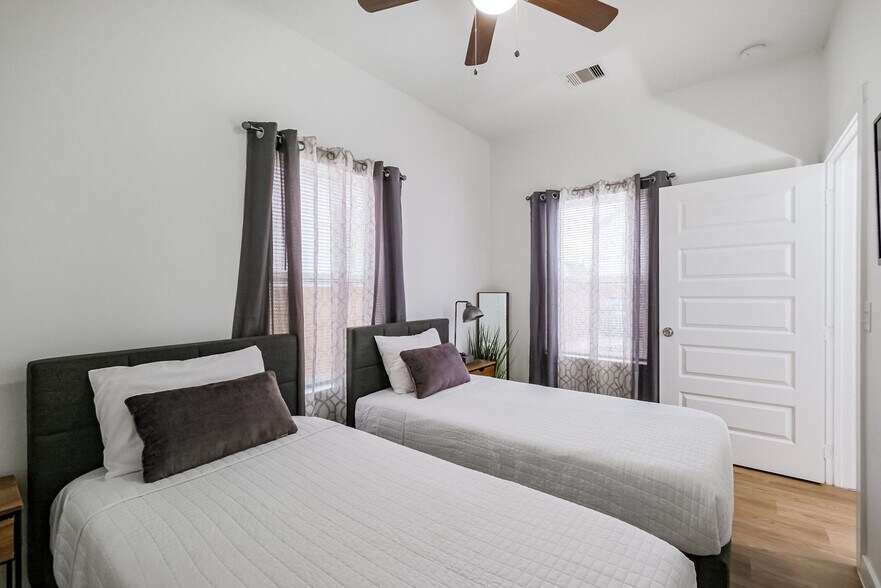 Building Photo - 412 Paschall St