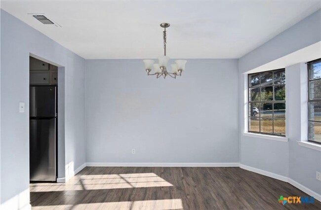 Building Photo - 1708 S Ann Blvd