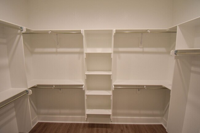 Building Photo - NOW LEASING