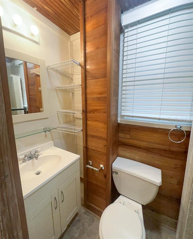 Building Photo - 115 NW 7th Terrace